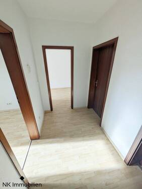 Flur - Etagenwohnung mit 61,00 m&sup2; in Chemnitz zur Miete