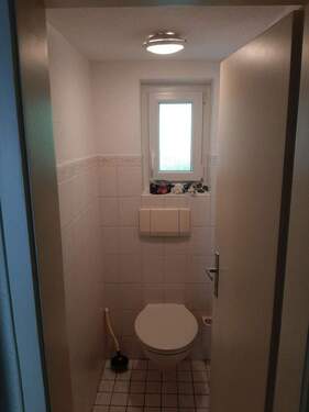 Toilette im 1. OG - 