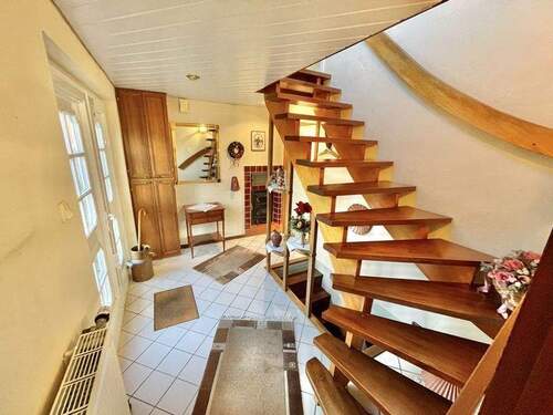 geräumiger Eingangsbereich - 