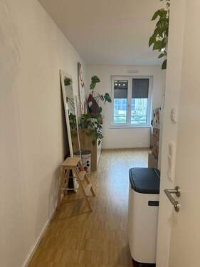 Flur - 2 Zimmer Etagenwohnung zur Miete in Regensburg