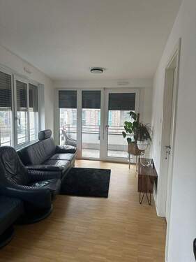 Wohnzimmer - 2 Zimmer Etagenwohnung in Regensburg