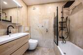 SH43_Foto Bad_02.jpg - 