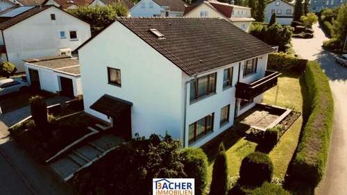 Hausansicht - 6 Zimmer Mehrfamilienhaus, Wohnhaus zum Kaufen in Emmingen-Liptingen