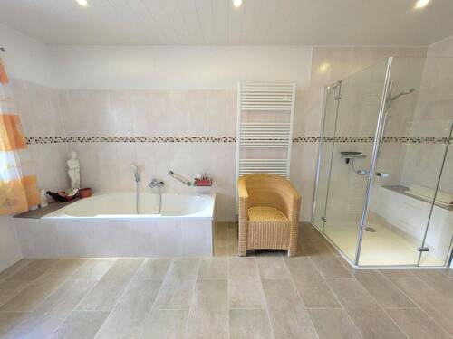 Ansicht Vollbad im Erdgeschoss - 