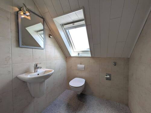 Gäste-WC im Obergeschoss - 