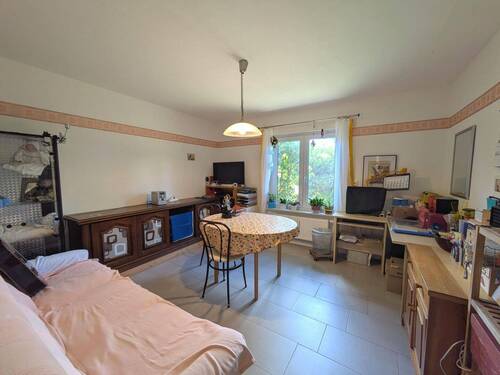 Schlafzimmer 1 im Erdgeschoss - 