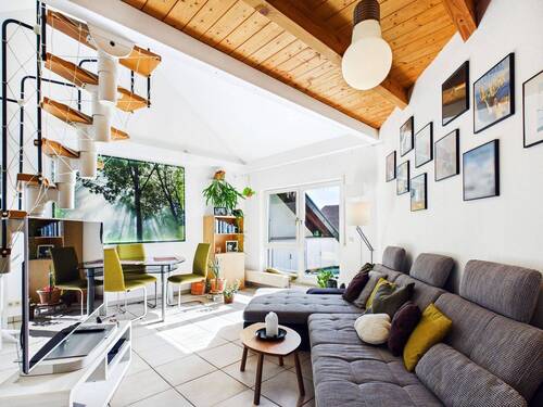 Wohnzimmer - Etagenwohnung mit 75,30 m&sup2; in Böblingen zum Kaufen