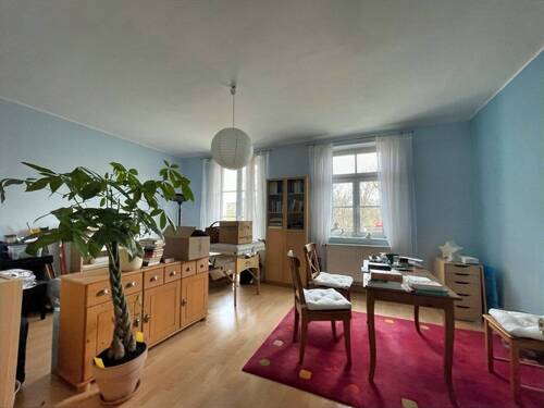 1.OG Zimmer - Balkon Ost - 1 Zimmer Mehrfamilienhaus, Wohnhaus in Bayreuth