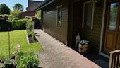 kl. Terrasse vor dem Haus - Einfamilienhaus mit 112,00 m&sup2; in Hamdorf zum Kaufen