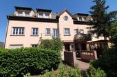 Außenansicht Mehrfamilienhaus - 