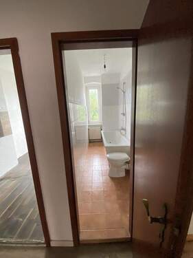 Bad - Etagenwohnung mit 66,00 m&sup2; in Stralsund zur Miete