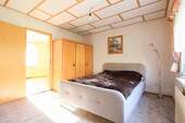 Schlafzimmer 1. OG Ansicht 01 - 