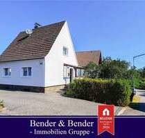 *RESERVIERT*Gepflegtes Einfamilienhaus mit großem Grundstück in ruhiger und dennoch zentraler Lage von Waldbröl!