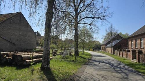 Anliegerstraße - 