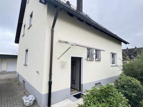 Bild 1 - Ruhige, helle 2,5-Zimmer-Wohnung mit großem Garten in Südlage