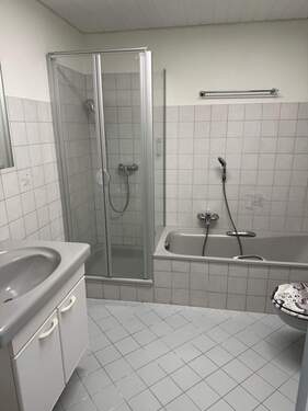 Bad.JPG - Etagenwohnung mit 70,00 m&sup2; in Rheinfelden (Baden) zum Kaufen