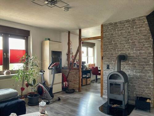 Wohnzimmer-OG - 6 Zimmer Einfamilienhaus in Helbra