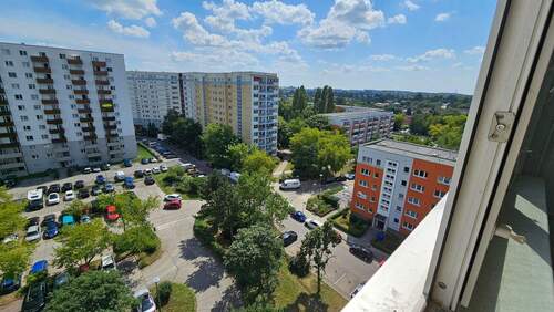 Umgebung - Bezugsfreie, praktische 2-Zi.-Wohnung BerlinMarzahnGärten der Welt zu verkaufen