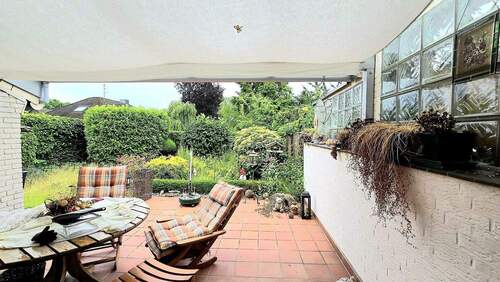 Blick aus Terrasse - Doppelhaushälfte mit 100,00 m² in Langenhagen zum Kaufen