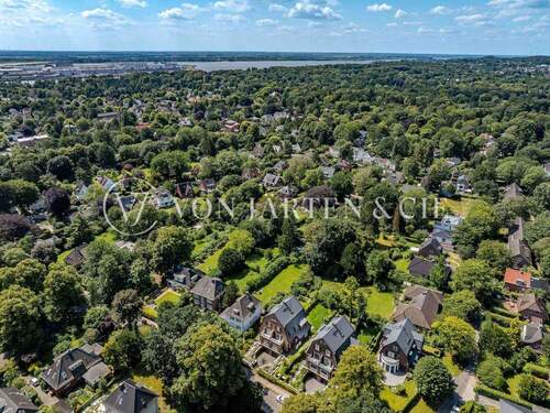 Drohnen-Luftaufnahme des Objektes - 