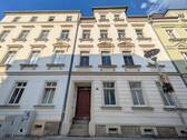 Gebäude - 3 Zimmer Etagenwohnung zur Miete in Zwickau