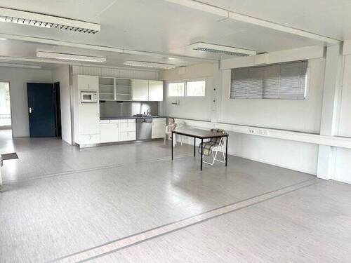 Besprechungsraum mit Küche - 2 Zimmer Büro zur Miete in Güstrow