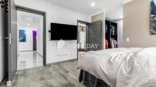 1. OG Elternschlafzimmer 2 - 