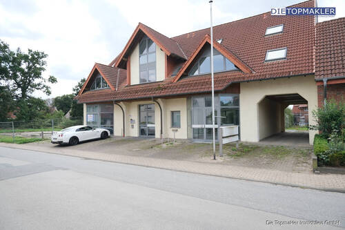 Frontansicht - Mehrfamilienhaus, Wohnhaus in Schlangen