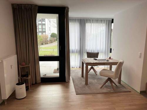 ...mit Zugang zur Terrasse - 1 Zimmer Terrassenwohnung zum Kaufen in Nürnberg