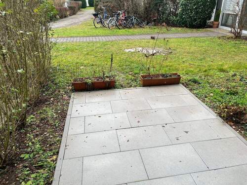 Terrasse - Terrassenwohnung mit 38,00 m&sup2; in Nürnberg zum Kaufen