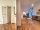 Wohnen - 5 Zimmer Etagenwohnung zum Kaufen in Berlin