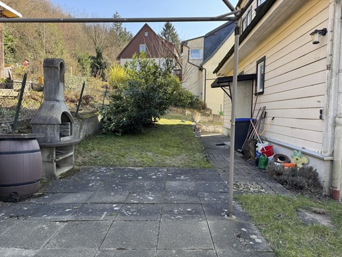 Terrasse hinterm Haus - 