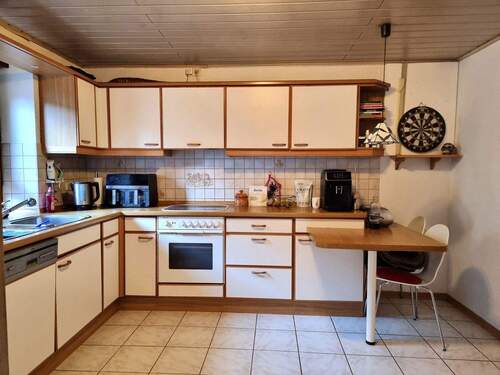 Küche mit Sitzplatz - 