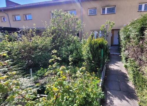 Bild 1 - Gartenfreunde aufgepasst: 2-Zimmer-Wohnung im Grünen sucht Sie als neue Mieter!