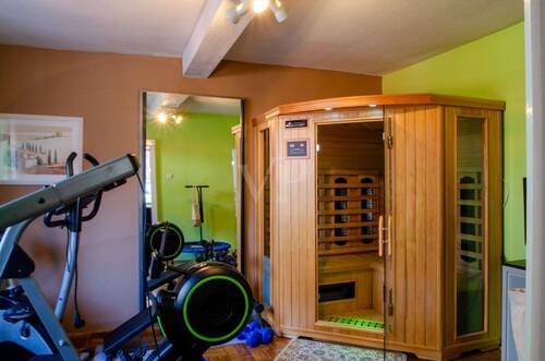 Sportraum EG mit Infrarotsauna - 