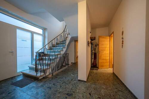 Hauseingang - 5 Zimmer Einfamilienhaus in Hückelhoven