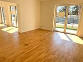Wohnbereich - 4 Zimmer Etagenwohnung zur Miete in Güstrow