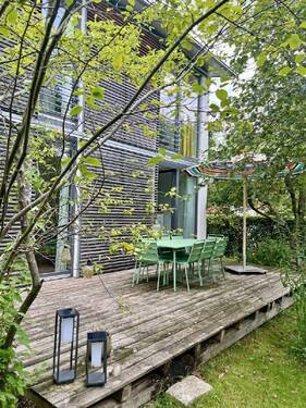 Blick auf die Terrasse - Einfamilienhaus mit 182,00 m² in Rosenheim zum Kaufen