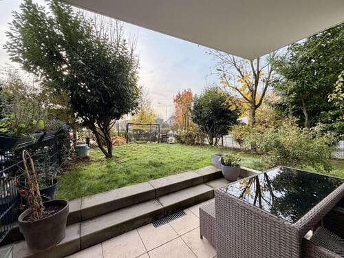 Weitläufiger Garten mit Südausrichtung - 