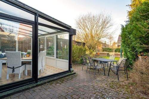 Wintergarten - 3 Zimmer Einfamilienhaus in Esens