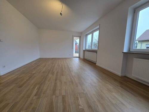 Wohnzimmer - 2 Zimmer Etagenwohnung in Passau / Hacklberg