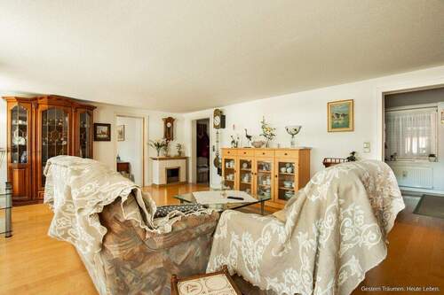 Wohnzimmer Obergeschoss - Mehrfamilienhaus, Wohnhaus in Schwörstadt