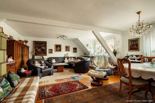 Wohn- und Esszimmer Dachgeschoss (Bild 1) - 