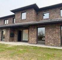 Familienfreundliche 4 oder 3 Zimmer-Wohnung mit großen Garten - Apensen