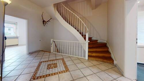 EFH-Neuostheim-Hallway - 