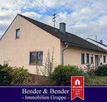 Charmanter Bungalow mit offenem Wohnbereich , Doppelgarage und Partykeller! - Molzhain