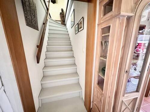 Treppe zur Galerie - 