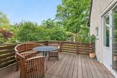 Terrasse mit Zugang zum Garten - 