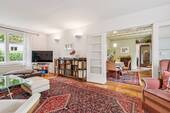 Wohnzimmer mit Blick ins Esszimmer - 