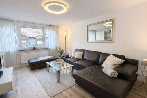 Wohnzimmer - 2 Zimmer Etagenwohnung zur Miete in Kaiserslautern